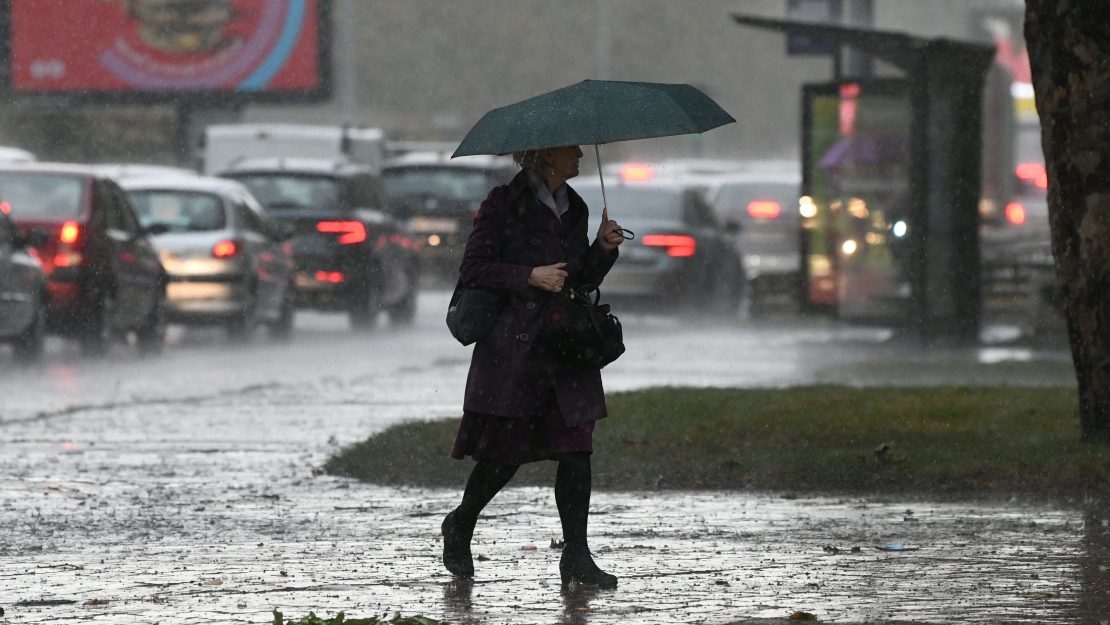 Narand Asti Meteo Alarm Za Ve I Deo Srbije Bi E Pljuskova Grada I