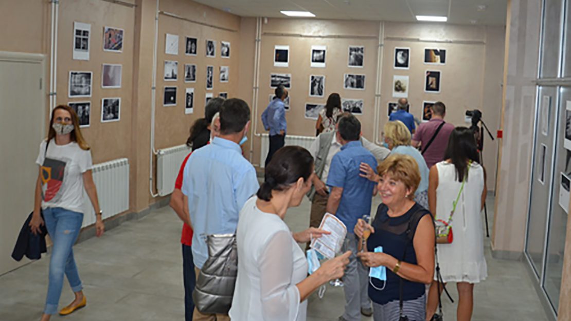 Fotografije Iz Karantina Izlo Ene U A Ku