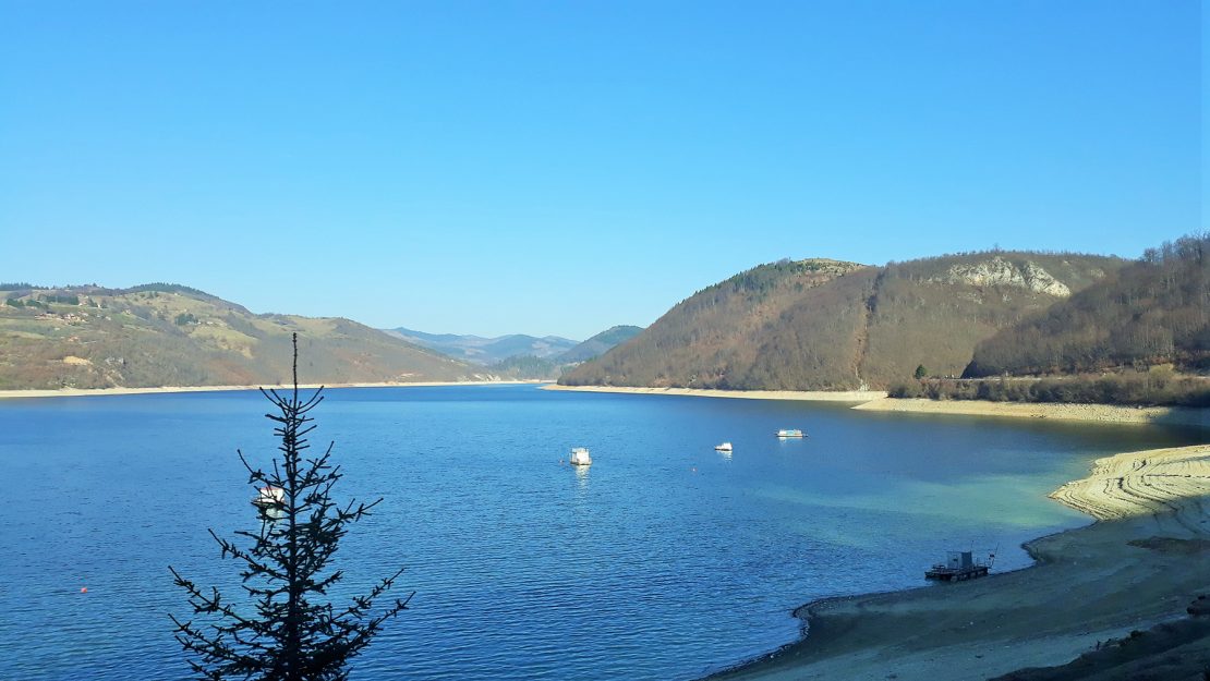 Tragedija Na Zlatarskom Jezeru Majka Se Utopila Pred O Ima Dvoje Dece