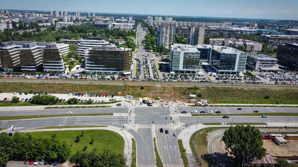 Posle 9 godina konačno počeli radovi na probijanju podvožnjaka Cena