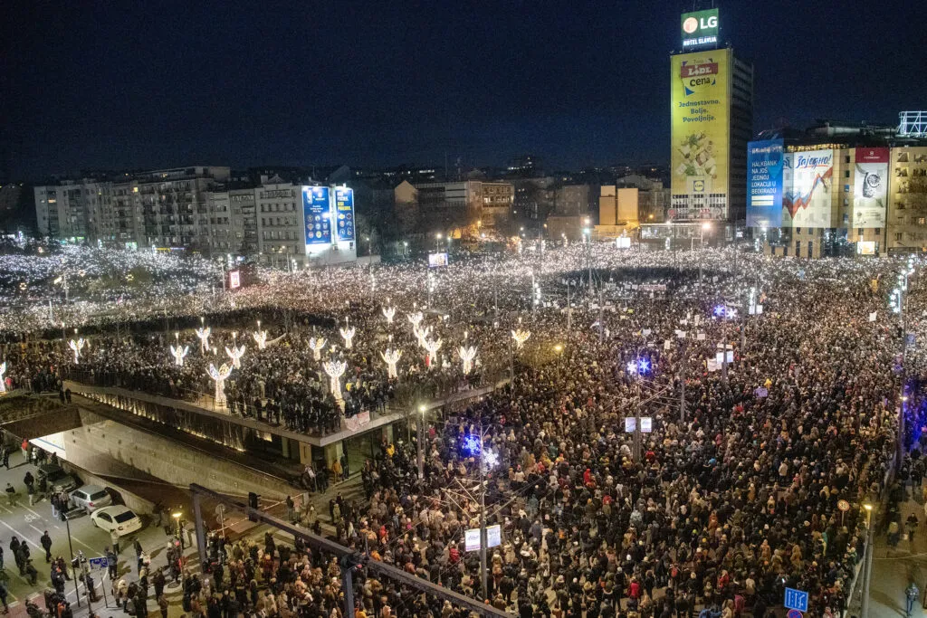 Okupljanje na četiri lokacije, pa šetnja do Slavije: Studenti u blokadi za Nova.rs otkrivaju kako će izgledati današnji protest u Beogradu