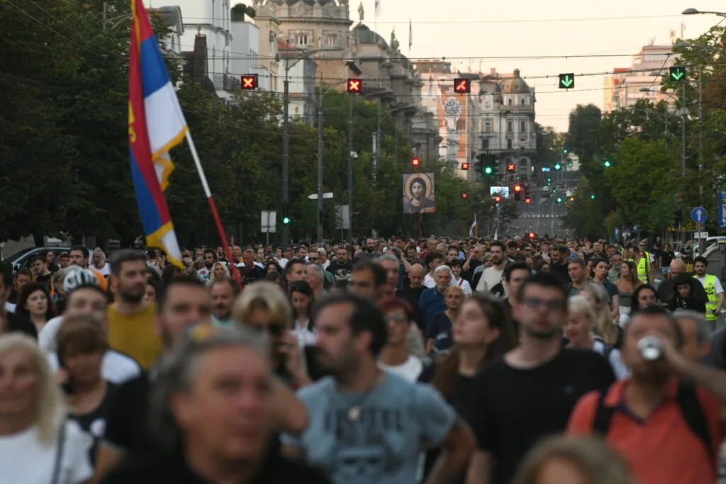 "Dok oni 22 meseca beže od odgovornosti i pravde, mi ponovo izlazimo na ulice": Studenti najavili komemorativnu šetnju 1. septembra u Beogradu povodom obeležavanja pada nadstrešnice