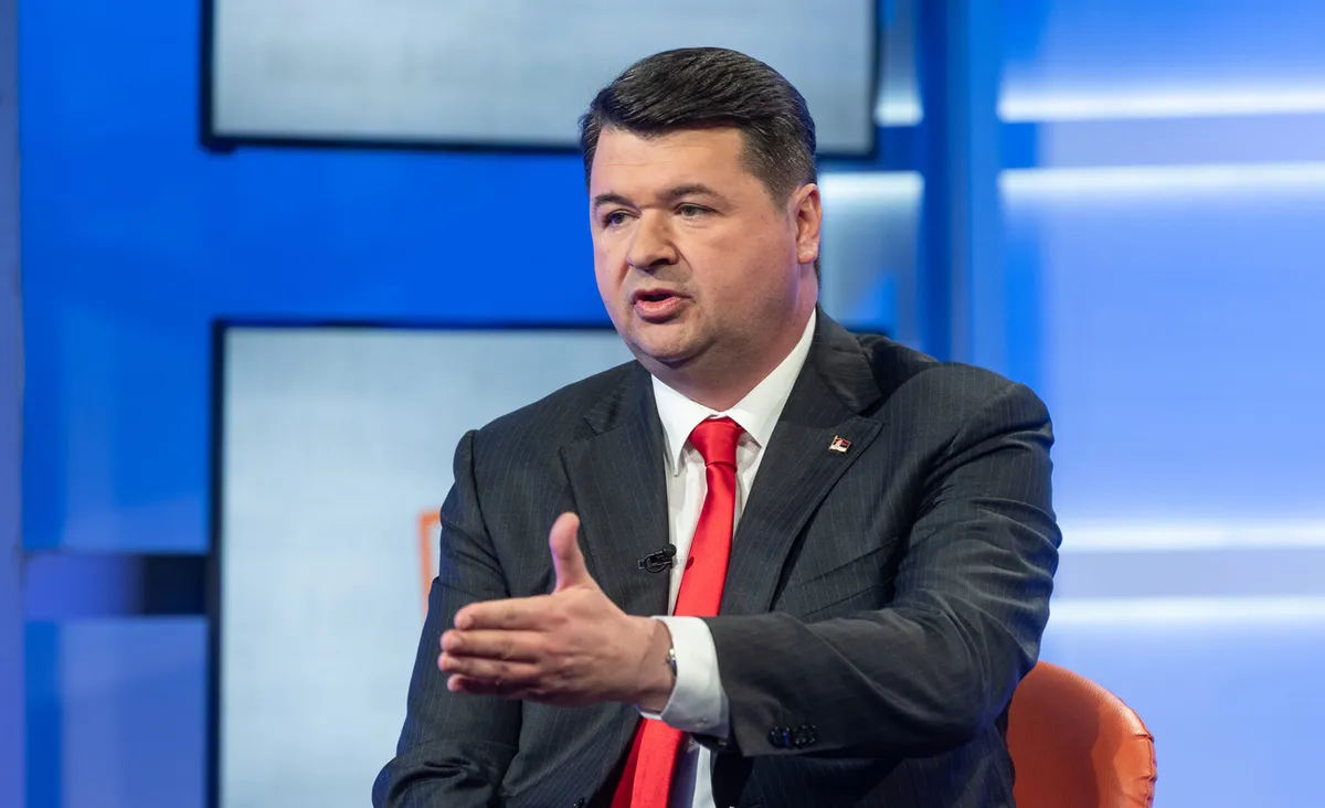 Pravni analitičar objašnjava zbog čega je opasna izjava predsednika Ustavnog suda da "drži predmete u fioci"