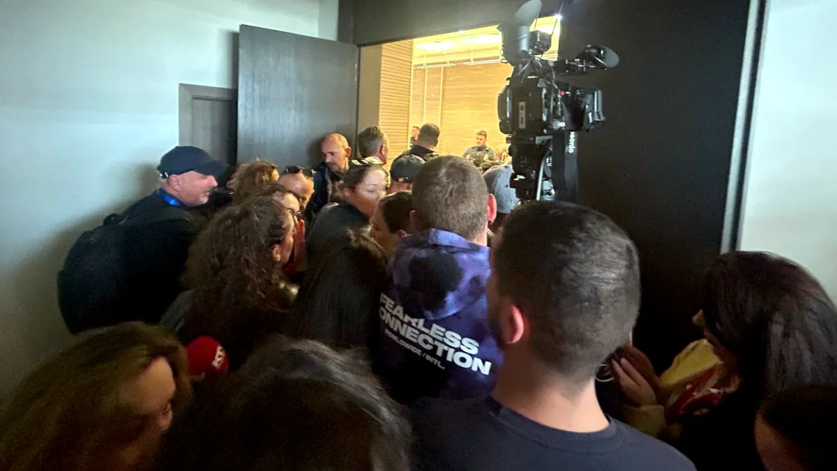 UNS traži da se ispita ponašanje policajke suda u Prištini na izricanju presude za Banjsku