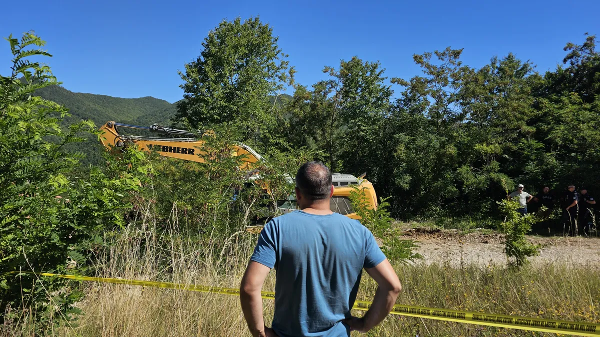 Nova akcija kosovskih vlasti na jezeru Gazivode: Motel "Jezero" ograđen trakom, radnici "Ibra-Lepenca" iznose stvari