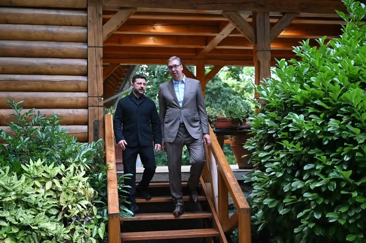 FOTO Vučić priredio večeru Zelenskom: "Poželeo sam mu dobrodošlicu u Beograd"