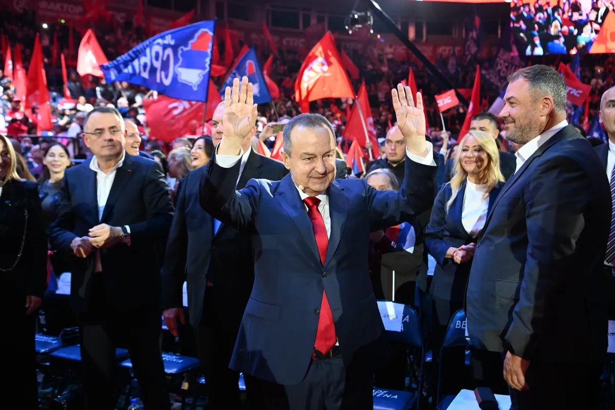Predsednik omladine SPS tvrdi da ostaje kandidat na listi posle navoda da je istupio iz stranke