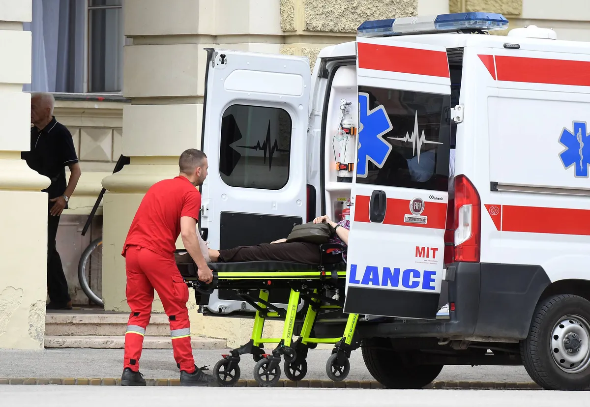 Nesreća u Beogradu: Montažer klime pao i zadobio prelom lobanje