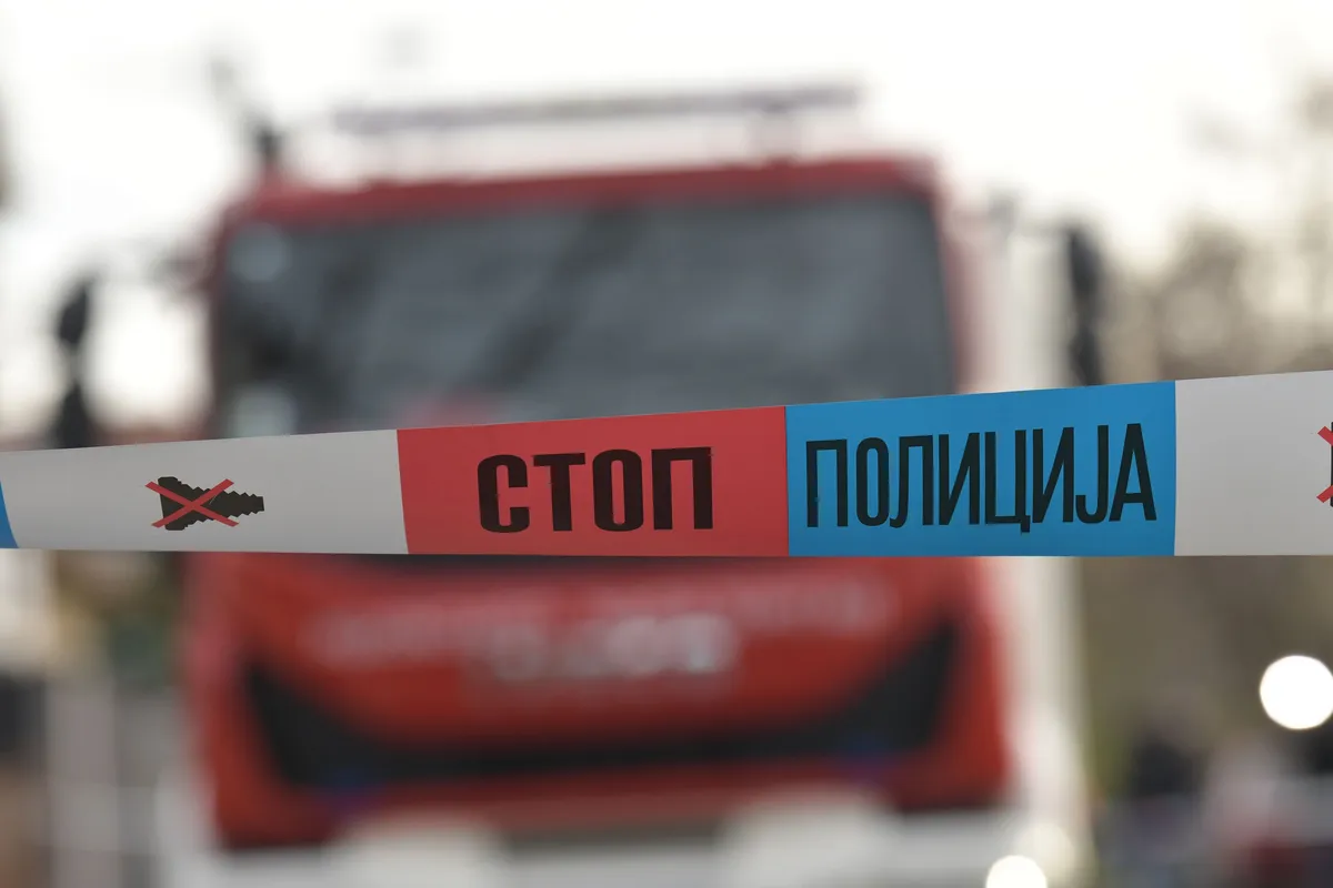 Majka i sin hitno evakuisani: Novi detalji požara u stanu u Žarkovu, sumnja se da je ovo uzrok vatrene stihije