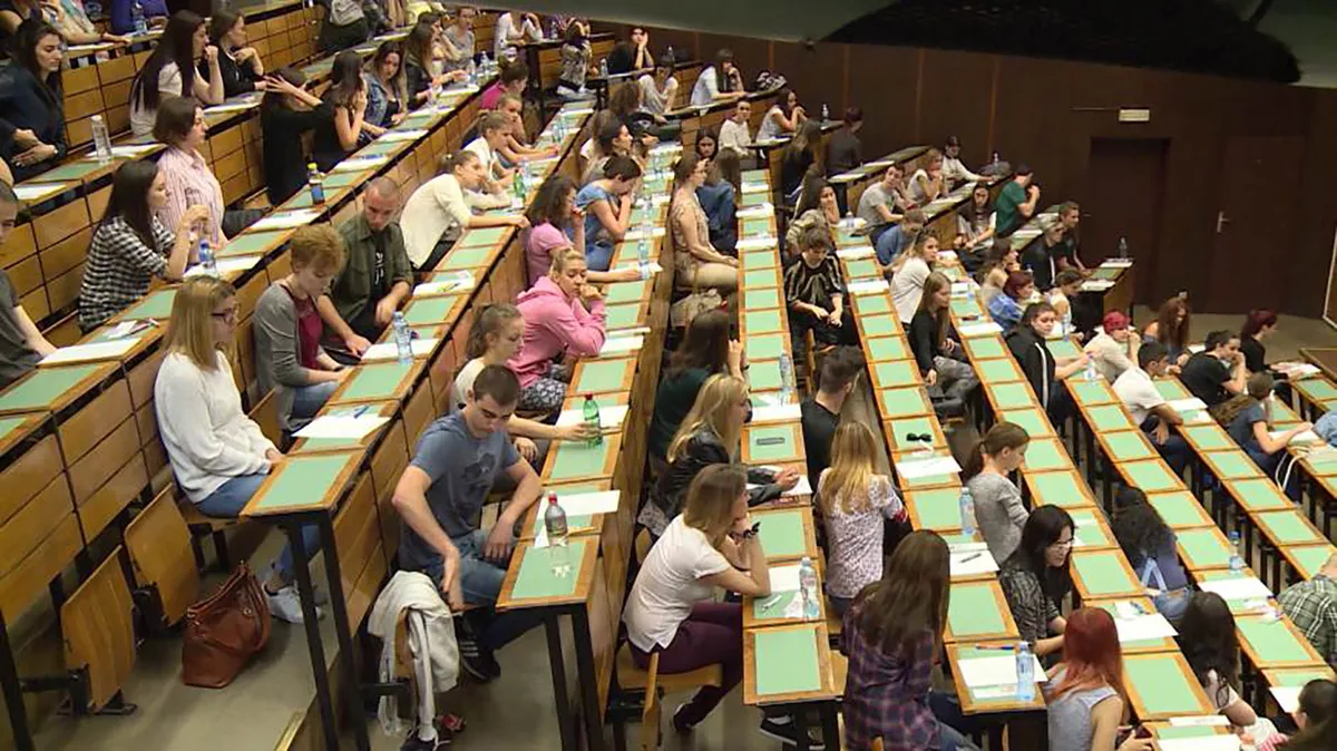 Ko je profesorka Medicinskog fakulteta koja je do pola dva ujutro ispitivala studente: Posećivala Ćacilend, protivila se štrajku