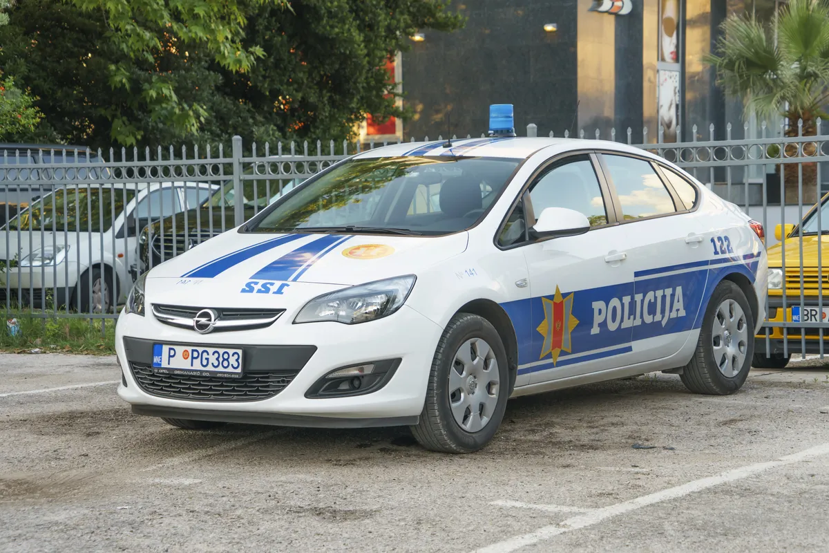 Bomba bačena ispred vile vlasnika Industrije mesa "Matijević" u Herceg Novom