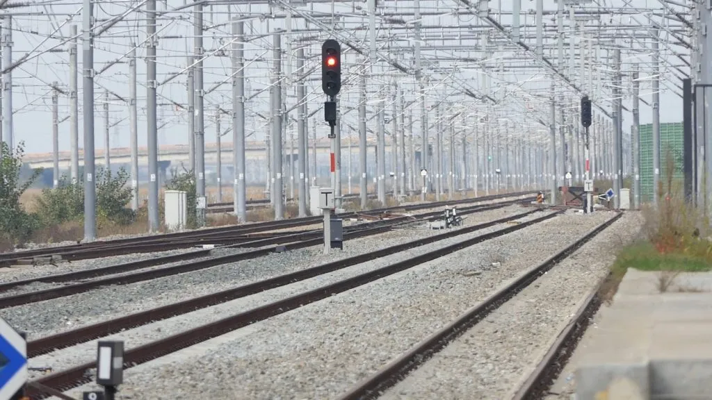 Sudar vozova u Londonu, stižu prve informacije da ima povređenih FOTO, VIDEO