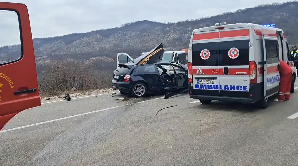 Dve osobe poginule u saobraćajnoj nesreći na putu Gubavač – Bistrica