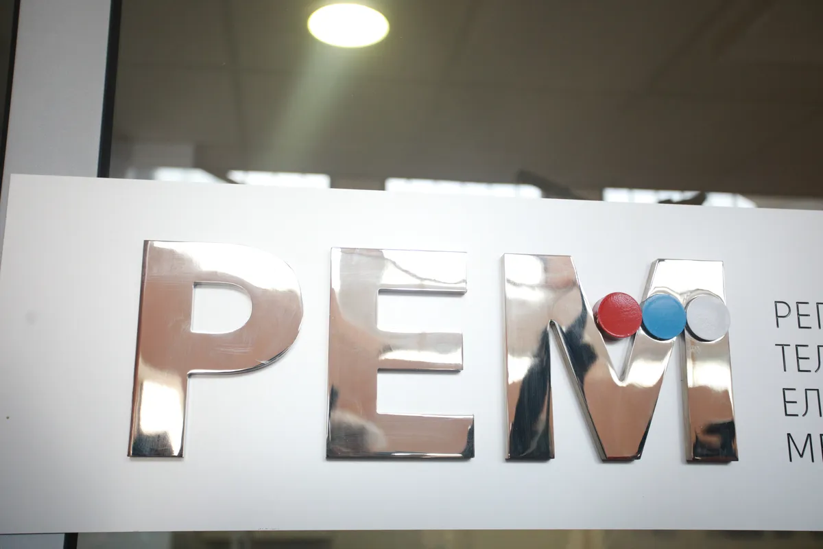 Saveta REM nema ni posle godinu i po dana, a ne zna se ni kad će: Ko će pratiti izbornu kampanju i birati članove Upravnog odbora RTS?