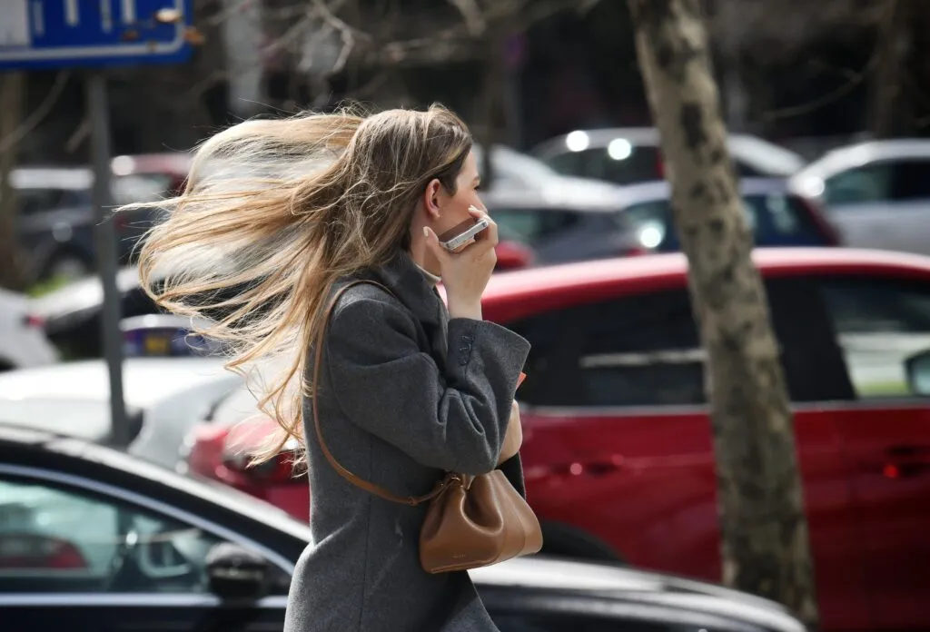 RHMZ najavio pljuskove s grmljavinom i košavu u Beogradu do 60 km/h, a od ovog datuma temperatura će biti do 23 stepena