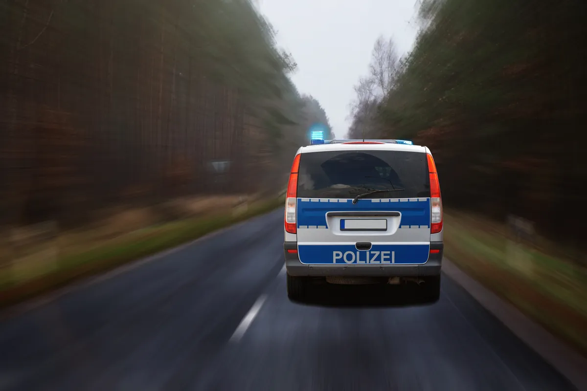 Sestre iz Kosovske Kamenice stradale u Nemačkoj: Pet vozila uništeno u saobraćajnoj nesreći