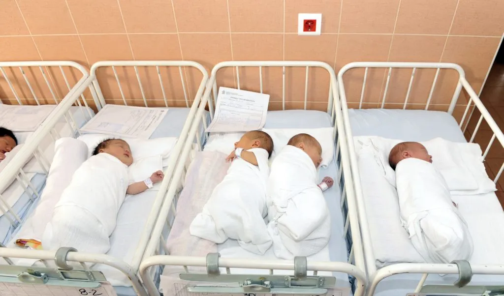 Bejbi-bum u "Dr Dragiša Mišović": Za sat vremena rođeno devet beba