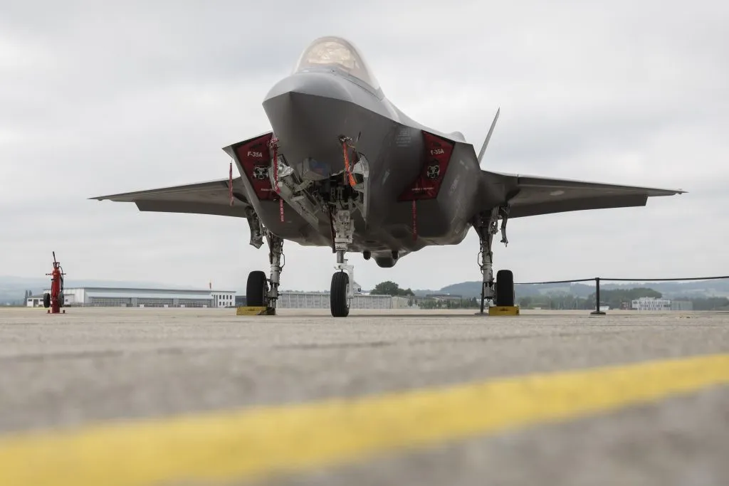 Ukrajina od Švedske kupuje 20 aviona tipa Gripen, kao donaciju dobija 16