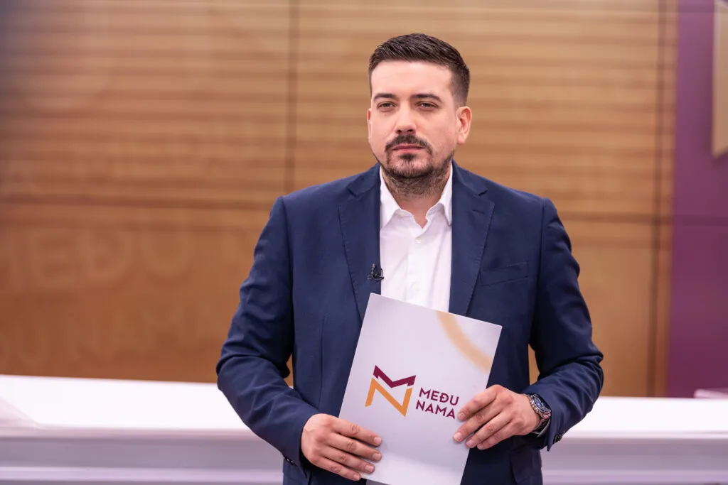 "Nisu uspeli da nas slome, ali su zato uspeli da nas ujedine": Moćna poruka Marka Novičića nakon sve većih pritisaka na TV Nova i Nova.rs