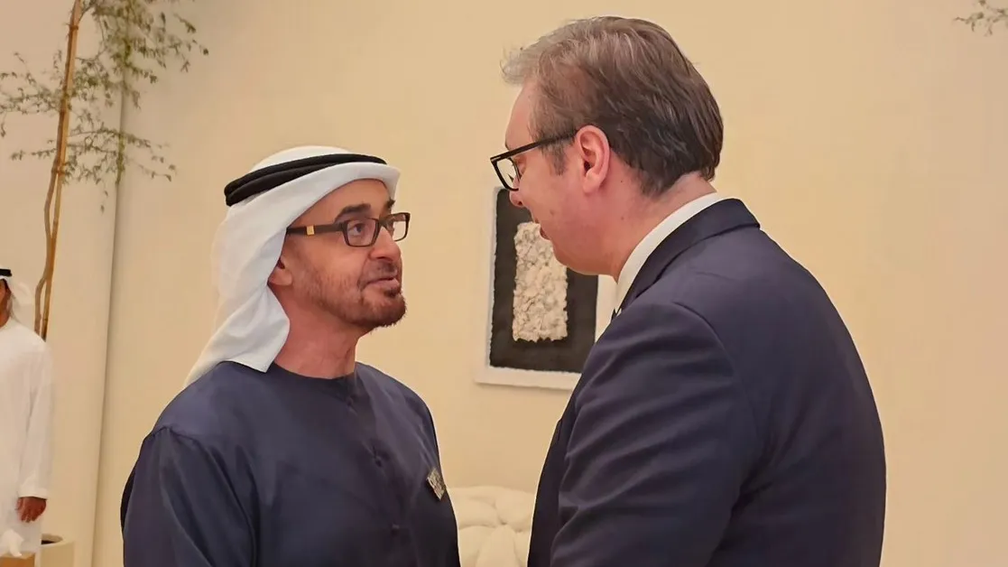 Mohamed bin Zajed u poseti Srbiji, dočekao ga Vučić FOTO