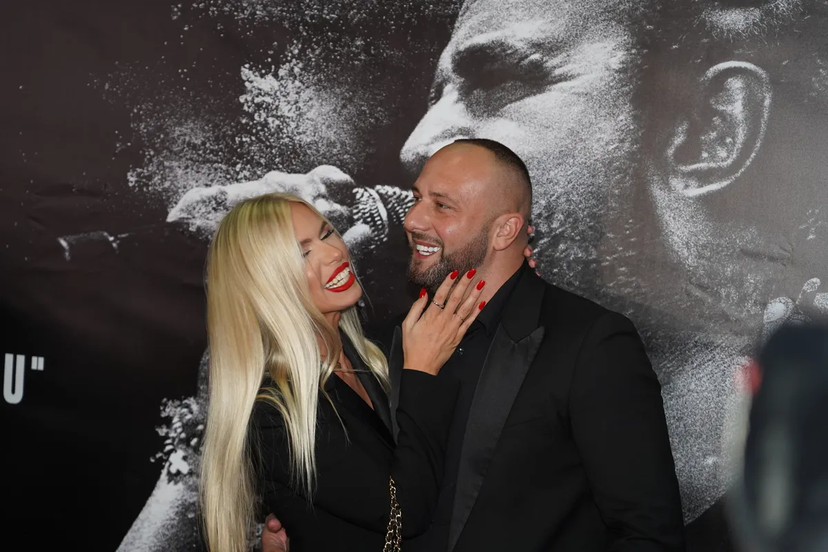 Dado i Ivona Polumenta dobili sina: Raznežili fotkom iz porodilišta, evo koje ime su mu dali FOTO