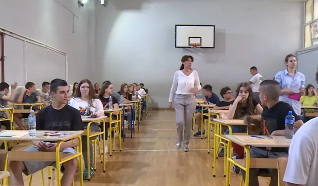 Ova srednja škola nadmašila je sve gimnazije u Beogradu: Plata sa diplomom i malo iskustva 3.000 evra