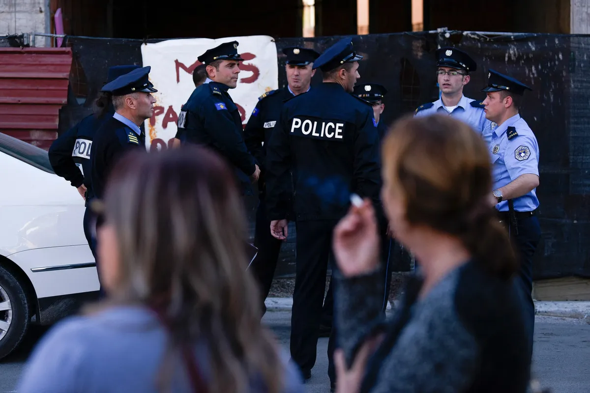 Uhapšen ubica sa metkom u cevi: Dok ga je policija tražila zbog ubistva, radio kao prevoznik dece pod lažnim identitetom