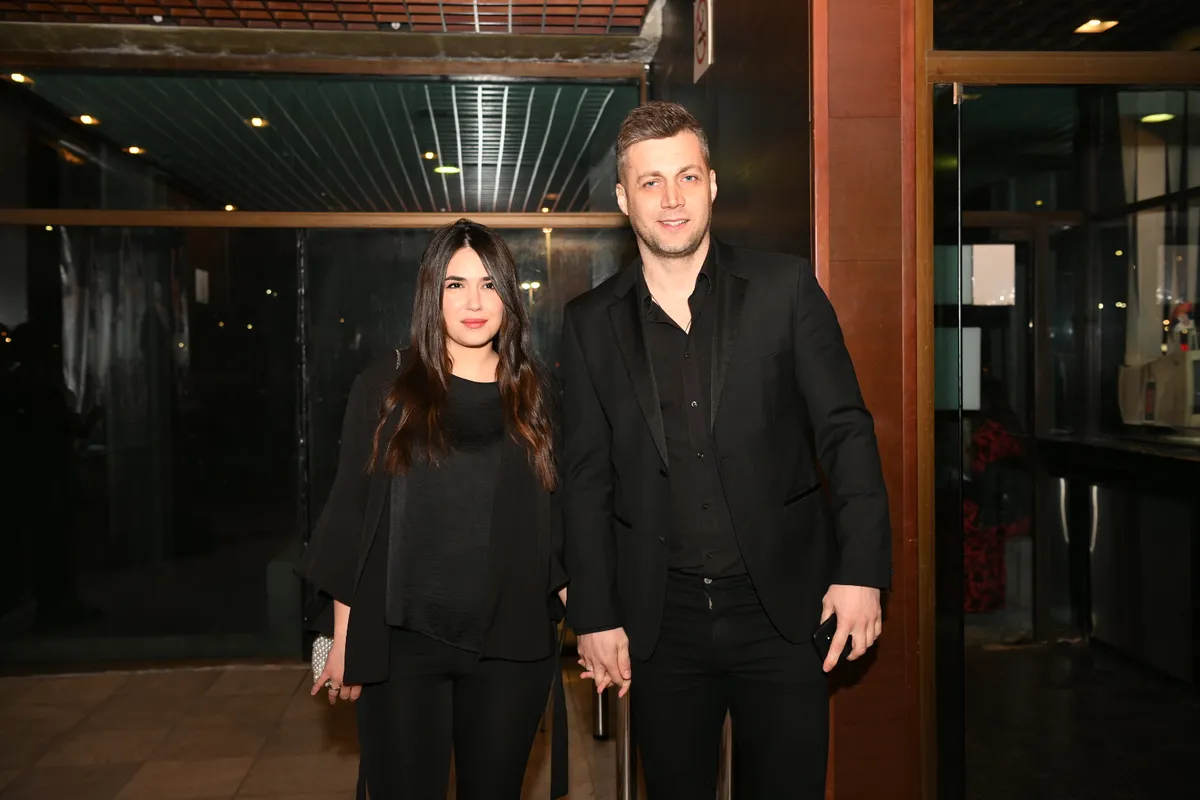 Žena Bojana Lexingtona oduševila fotografijama sa jahte: Pokazala vitku figuru u bikiniju FOTO