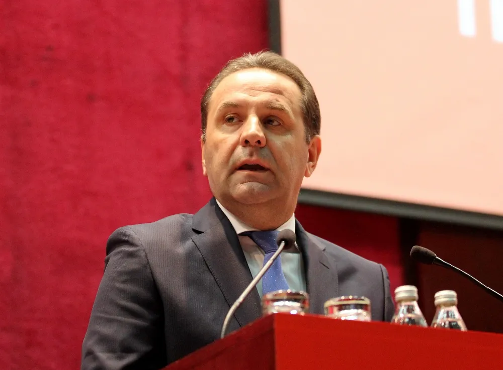 Rasim Ljajić podneo ostavku na mesto lidera SDPS, evo ko je novi predsednik partije