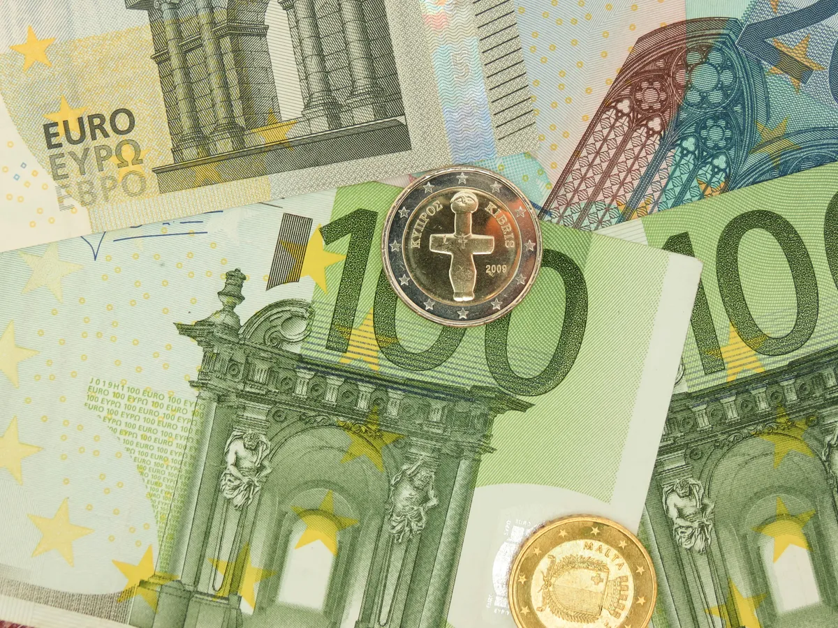 Novi predlozi zakona koje je usvojila Vlada Srbije: Opet odloženo vraćanje dve milijarde dolara Emiratima - ovaj put za godinu dana