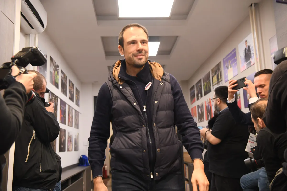 Zapaljen splav u Pančevu sa kog je Novak Nedić 2023. krenuo u rasturanje blokada: Policija sumnja na podmetanje