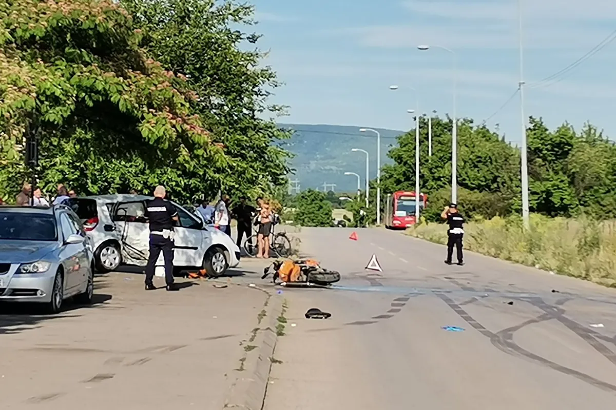 Udes u Doljevcu, poginuo mladić: Usled velike brzine sleteo s kolovoza i udario u zaštitnu ogradu