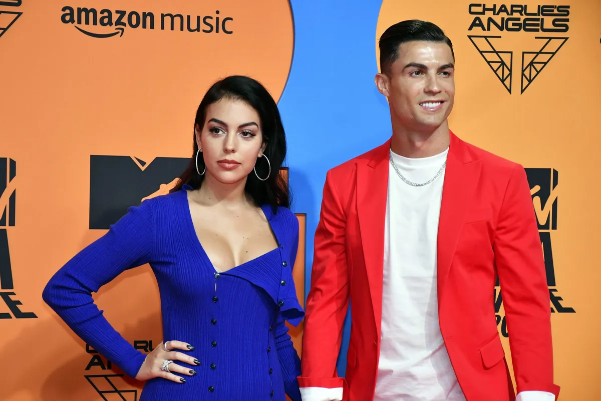 On je muškarac koji je bio sa Georginom pre Ronalda: Na mrežama objava postala viralna, evo šta znamo