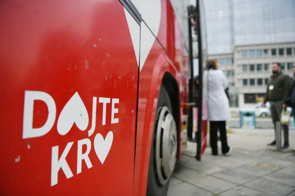 Lekari sa Instituta za transfuziju krvi Srbije apeluju: Rezerve krvi na kritično niskom nivou, na ovim mestima biće organizovane akcije dobrovoljnog davalaštva