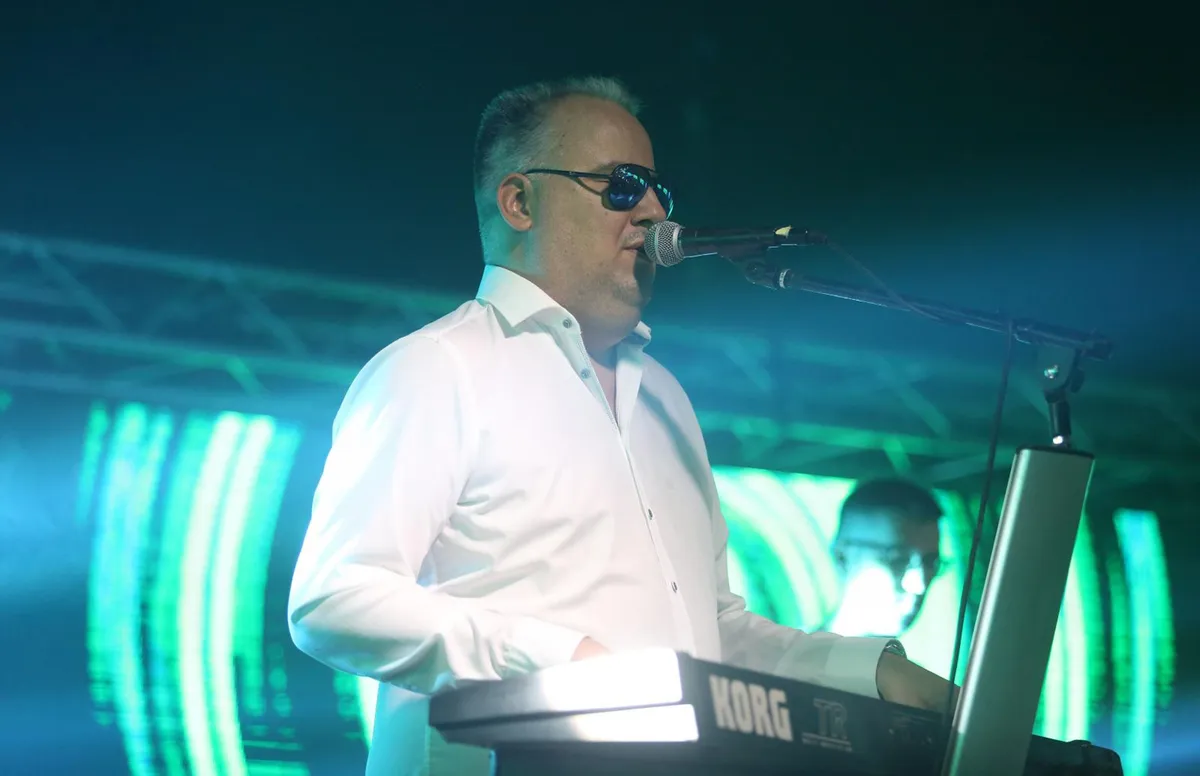 Nakon što se internetom proširila priča da mu je muzičar ukrao bakšiš, oglasio se Dejan Matić: "Poznato je sve"