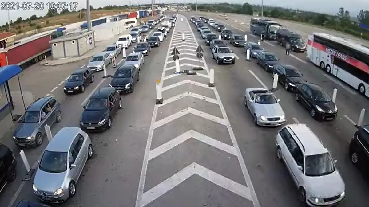 AMSS: Šta sve može da eksplodira i izazove požar u kolima zbog vrućine