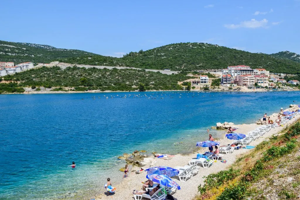 Kafa evro, ćevapi 5: Region priča o cenama na bosanskom moru