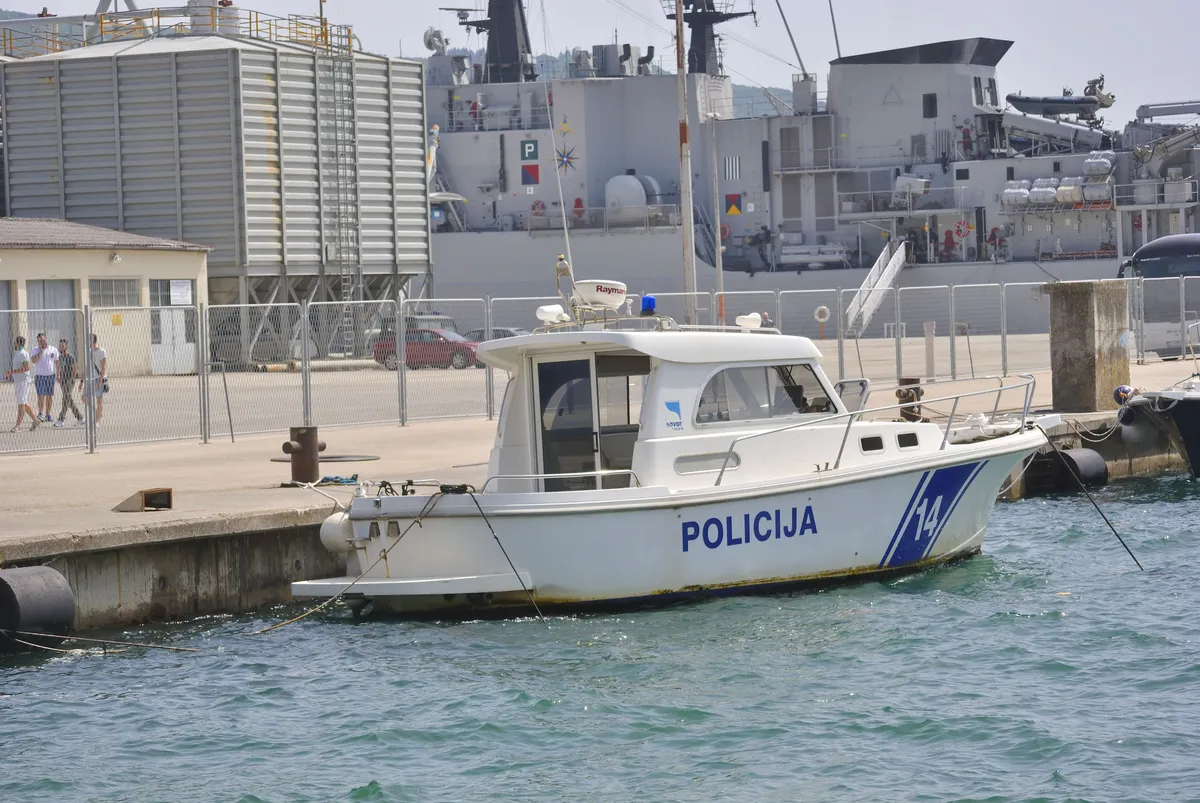 Državljanin Srbije uhapšen u Kotoru: Plovilo vozio pijan, izazvao sudar