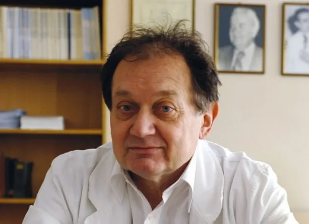 Svetimir Ristic Dr Ristić: Vođa navijača Crvene zvezde kog sam spasio od korone smenio ...