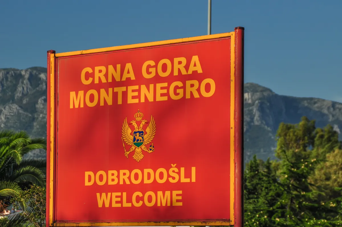 Crna Gora uvodi vize za Ruse i Beloruse? Nova pravila mogla bi da stupe na snagu od 1. oktobra