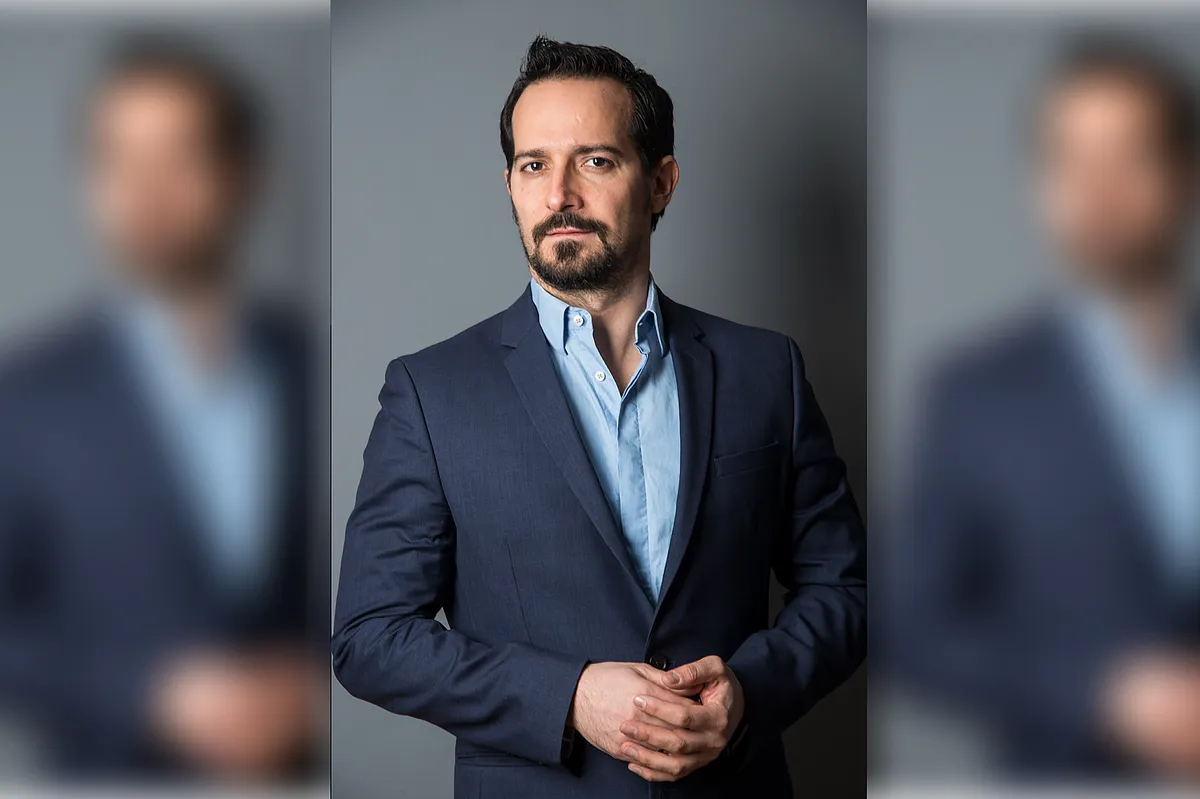 "Postupci za nadstrešnicu pred novosadskim VJT i JTOK se sve vreme ometaju"