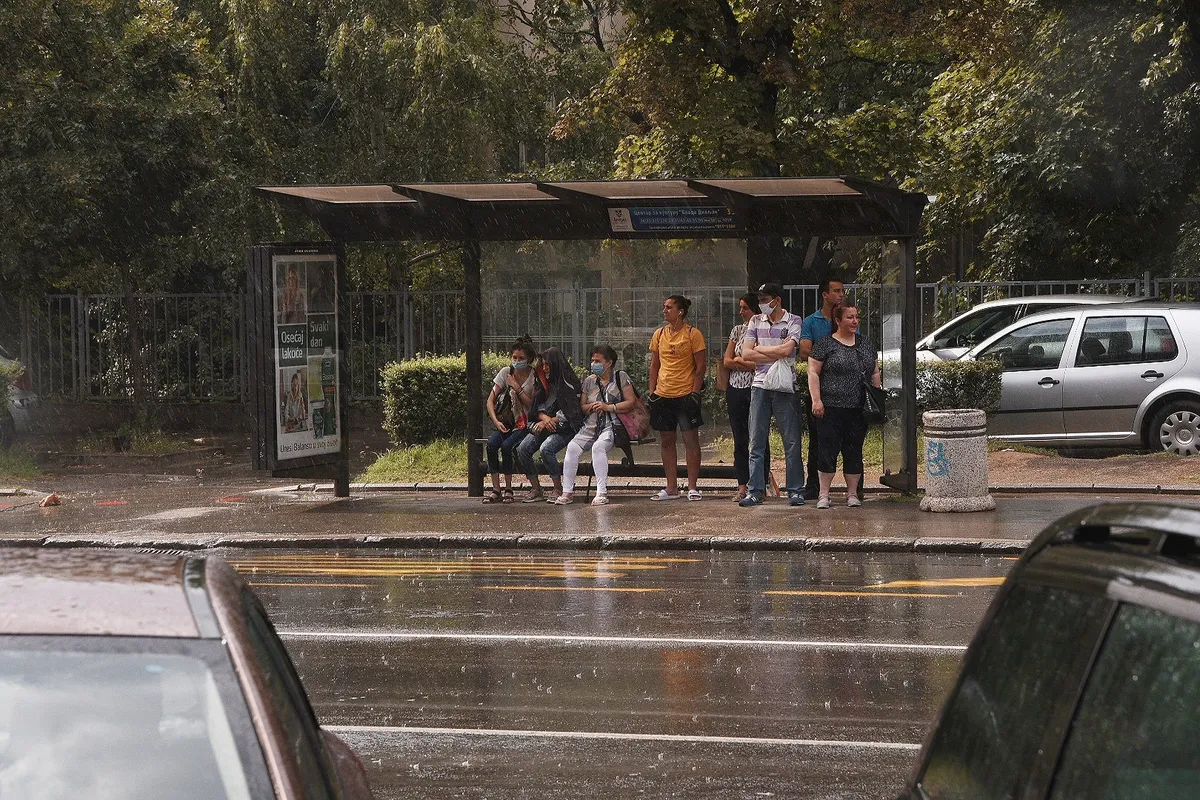 Oblaci sa zapada se približavaju Srbiji - evo kad i u koje krajeve donose kišu koju svi s nestrpljenjem iščekuju