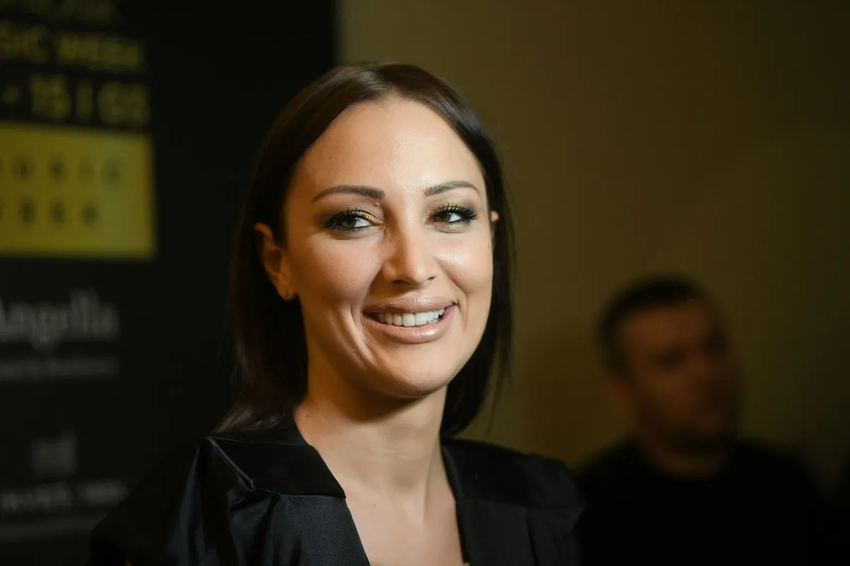 Aleksandra Prijović u Parizu nosi stajling vredan 8.750 evra: Obukla se po poslednjoj modi (FOTO)