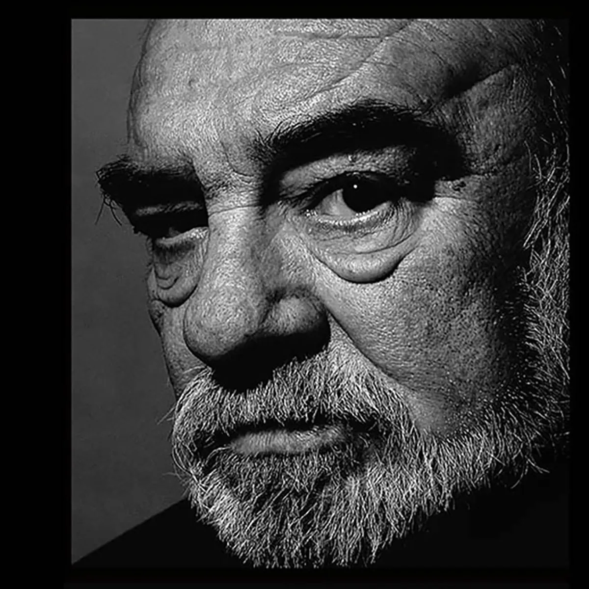 "Bata Stojković izbliza": Izložbom posvećenom legendarnom glumcu i projekcijom "Saučesnika" otvoren Somborski filmski festival