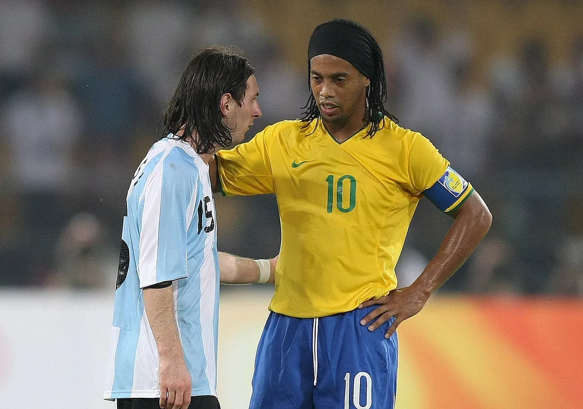 Ronaldinjo se vraća na teren, odjeknula bomba iz Italije