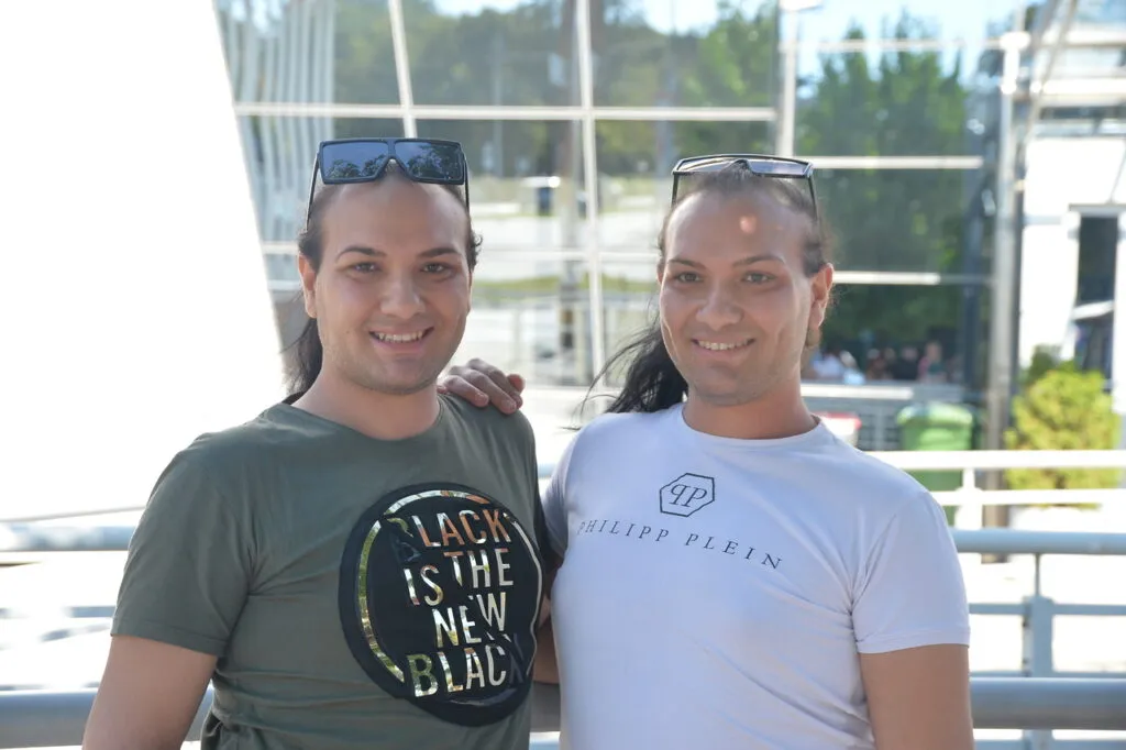 Mika Runescape FOTO Evo kako Mika i Giba izgledaju nakon promene pola: Majka Rada ...