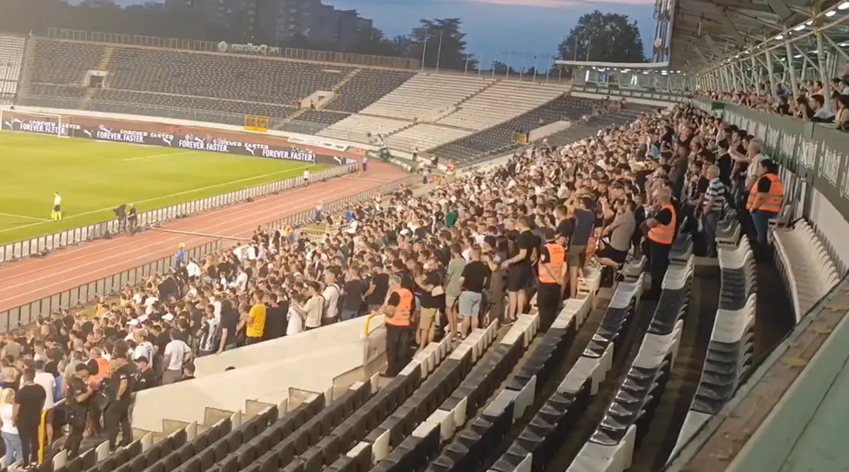 VIDEO Grobari skandirali protiv Rio Tinta