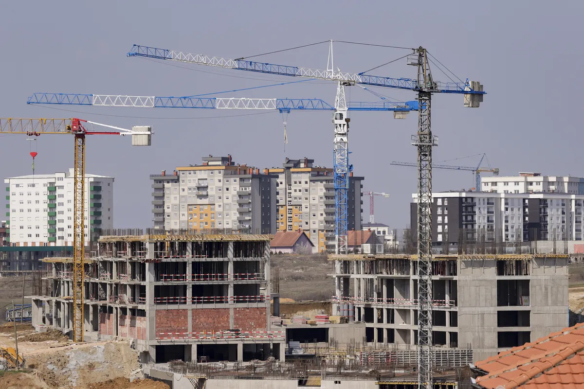 Direktor Agencije za urbanizam najavio izmene Zakona Svoj na svome, i brži upis objekata