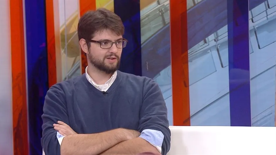 "U kojoj ste partiji?": Tviteraš Marko Marjanović zvao policiju u vezi štanda SNS, onda je usledilo neobično pitanje