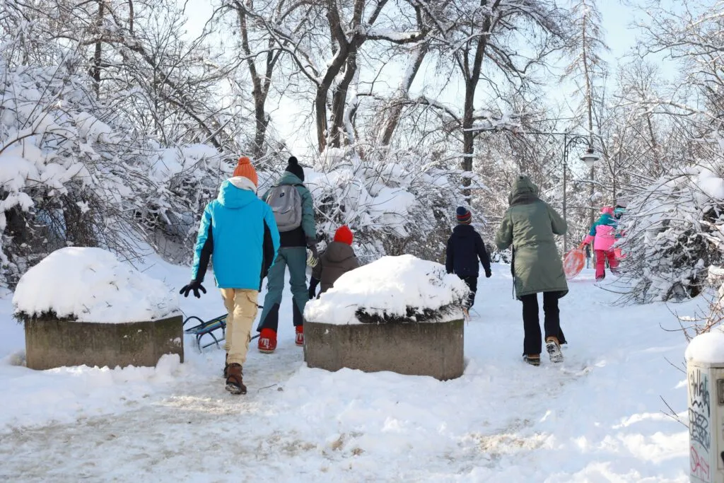 Avgust prže toplotni talasi, a šta nas čeka zimi? Meteorologija ima odgovor i kakav će nam biti kraj godine
